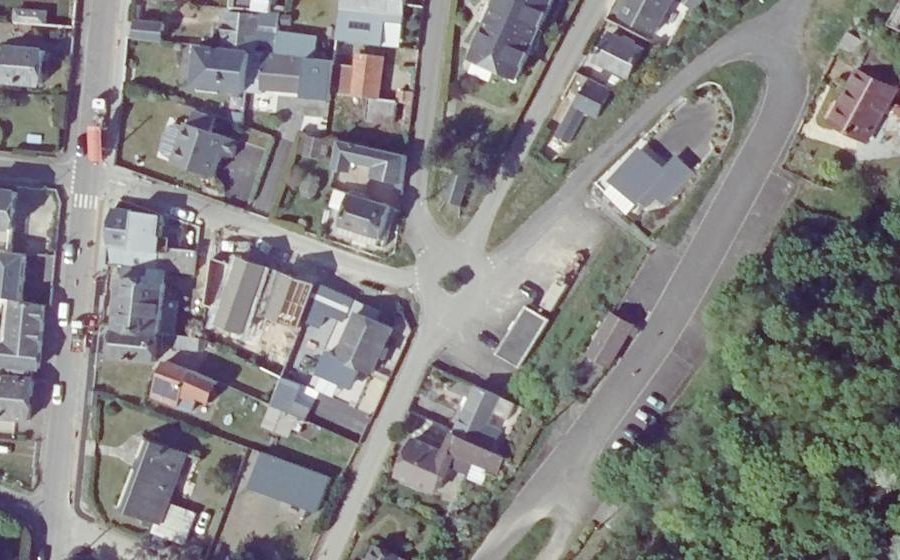 Vue aérienne du Rond-point anonyme n°1034931057