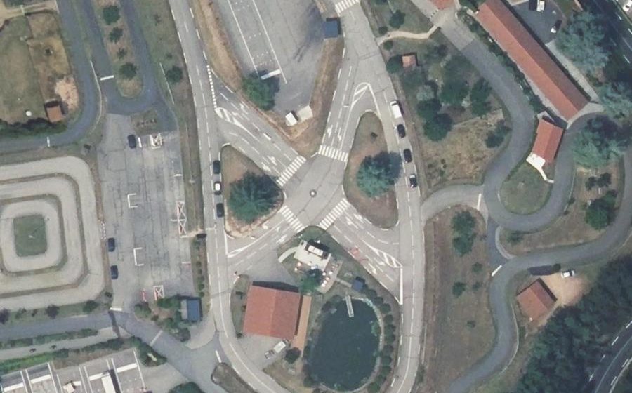 Vue aérienne du Mini-giratoire n°3612291504