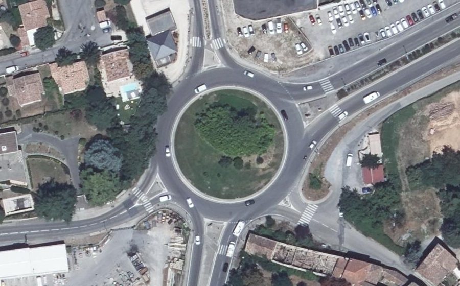 Vue aérienne du Rond-point anonyme n°10366347