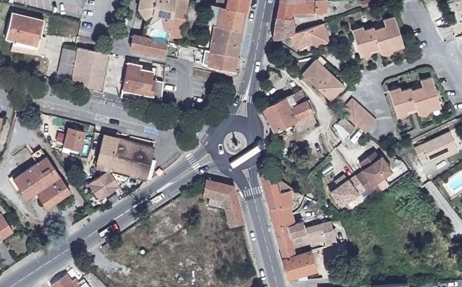Vue aérienne du Rond-Point du 8 Mai 1945