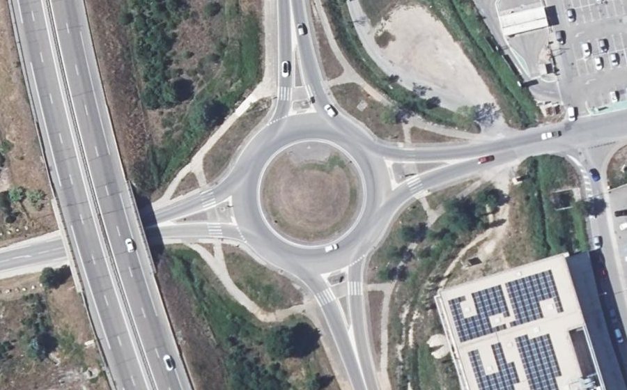 Vue aérienne du Rond-point anonyme n°10367843