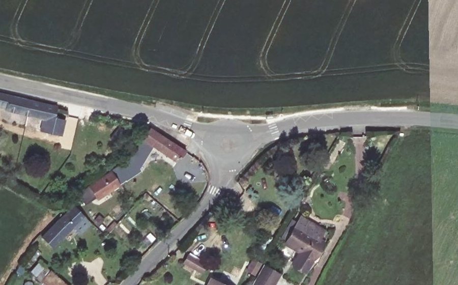 Vue aérienne du Mini-giratoire n°3687677348
