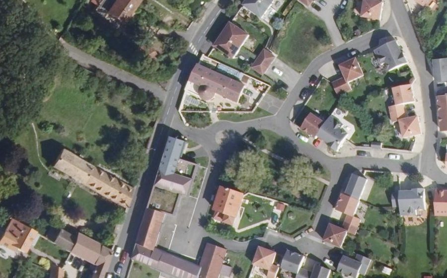 Vue aérienne du Mini-giratoire n°3699104102