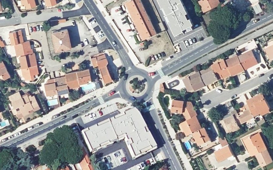 Vue aérienne du Rond-Point des Médaillés Militaires