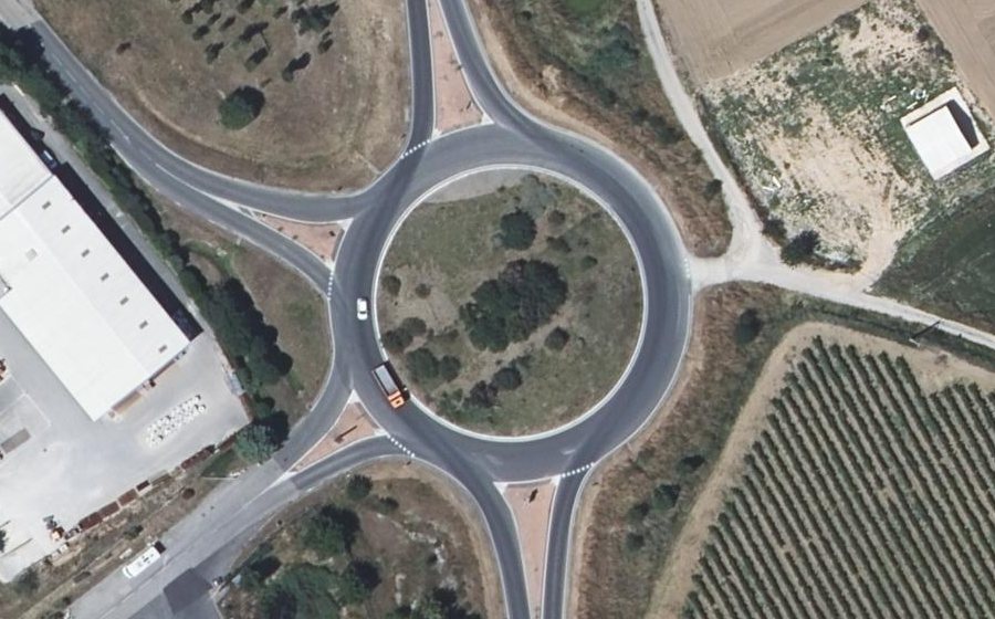 Vue aérienne du Rond-point anonyme n°10374448