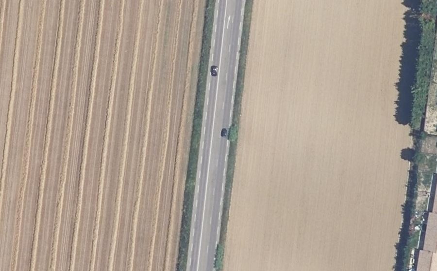 Vue aérienne du Rond-point anonyme n°1037815930