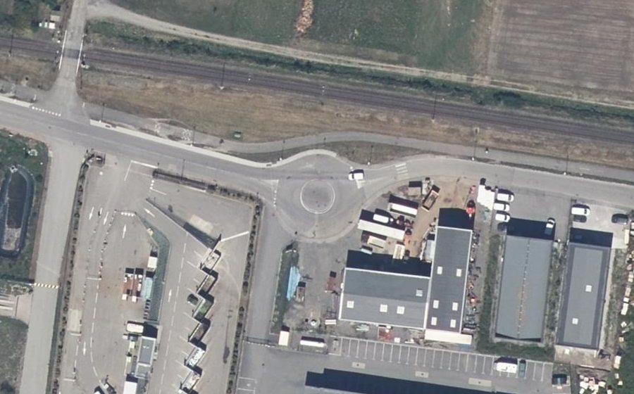 Vue aérienne du Mini-giratoire n°3840107802