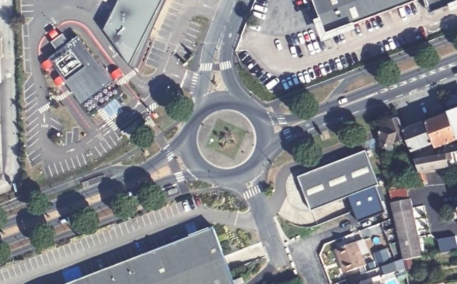Vue aérienne du Rond-Point du Colonel Guingoin