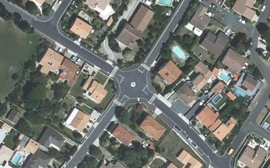 Vue aérienne du Mini-giratoire n°3943058191