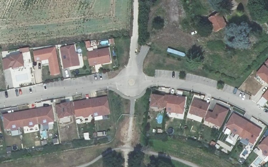 Vue aérienne du Mini-giratoire n°3986532985