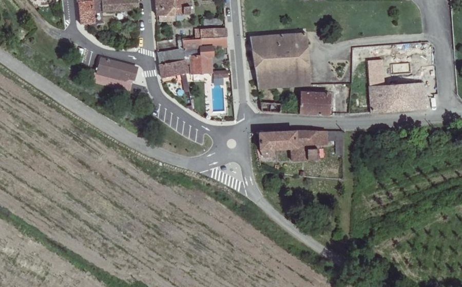 Vue aérienne du Mini-giratoire n°4074916050