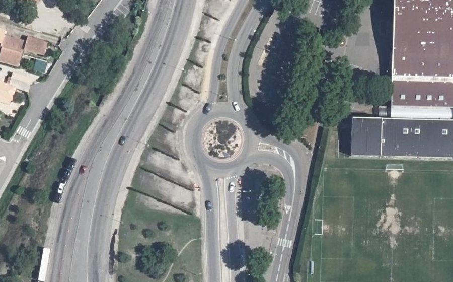 Vue aérienne du Rond-point anonyme n°104160019