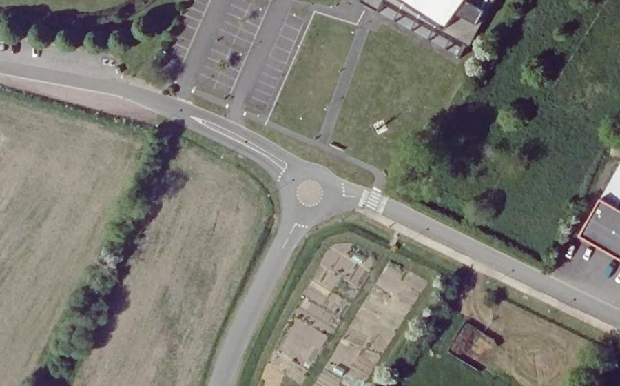 Vue aérienne du Mini-giratoire n°4186894085