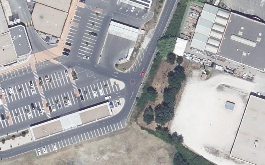 Vue aérienne du Rond-point anonyme n°1041932925