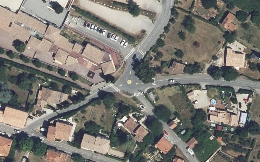 Vue aérienne du Mini-giratoire n°4193974611