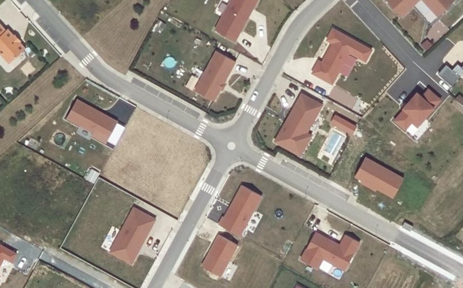 Vue aérienne du Mini-giratoire n°4213826725