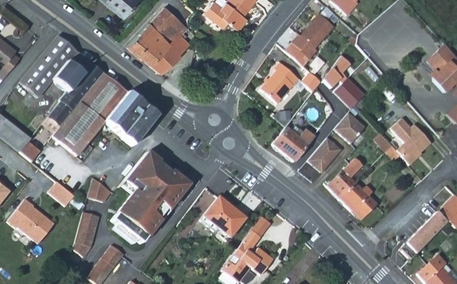 Vue aérienne du Mini-giratoire n°4226781527