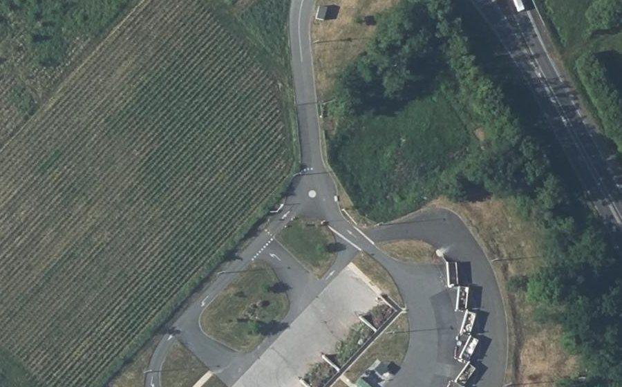 Vue aérienne du Mini-giratoire n°4240990320