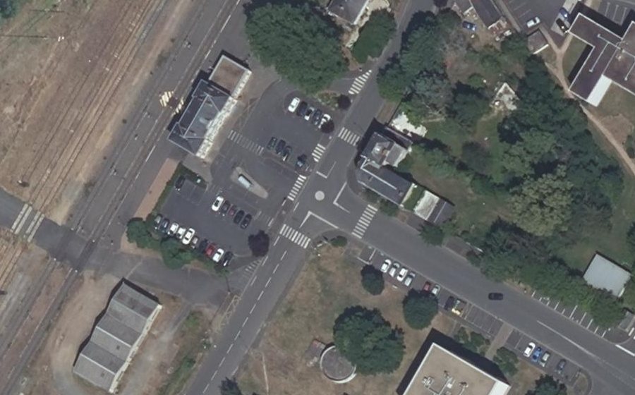 Vue aérienne du Mini-giratoire n°4380561286