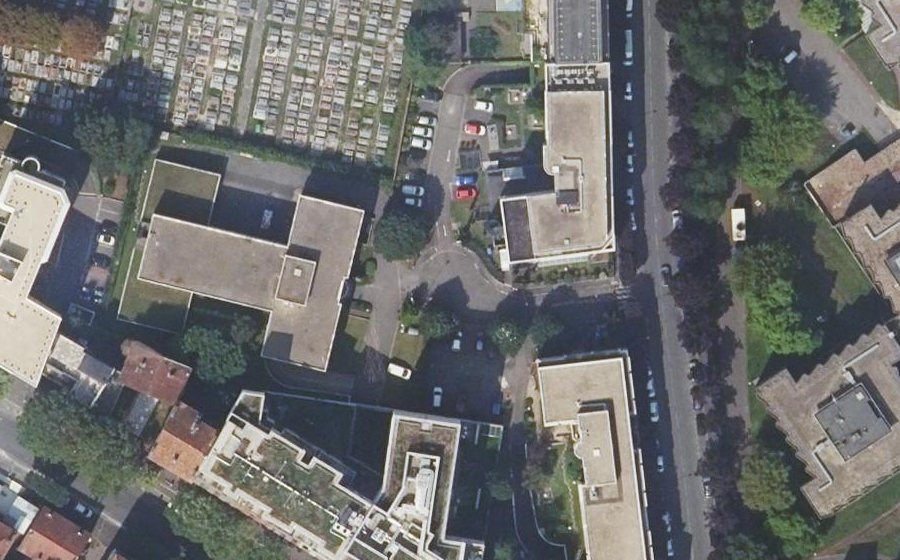 Vue aérienne du Mini-giratoire n°4403308091