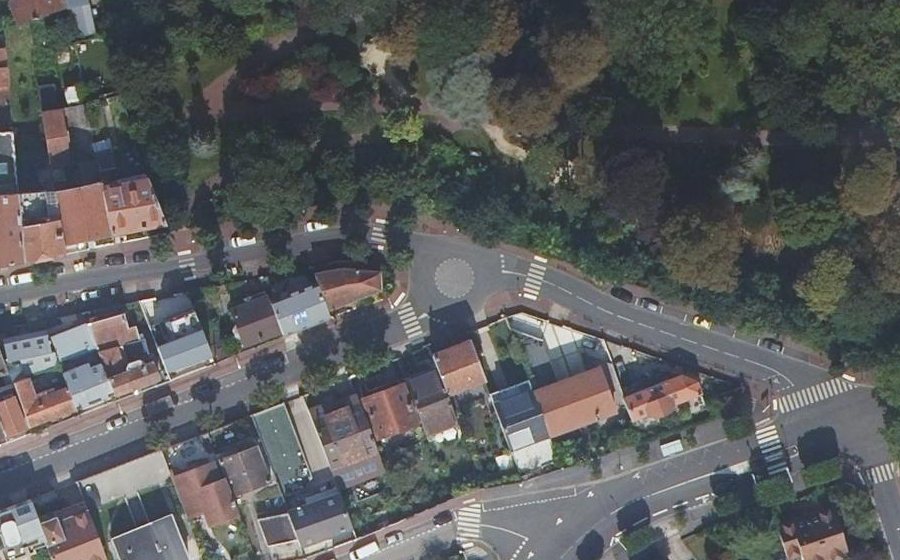 Vue aérienne du Mini-giratoire n°4473193898