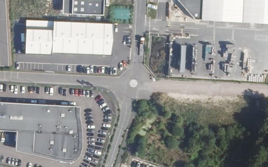 Vue aérienne du Mini-giratoire n°4551543958