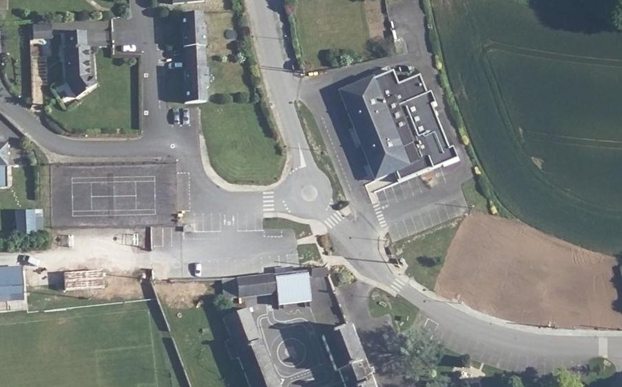 Vue aérienne du Mini-giratoire n°4668365247