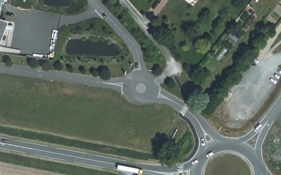 Vue aérienne du Mini-giratoire n°4748870440