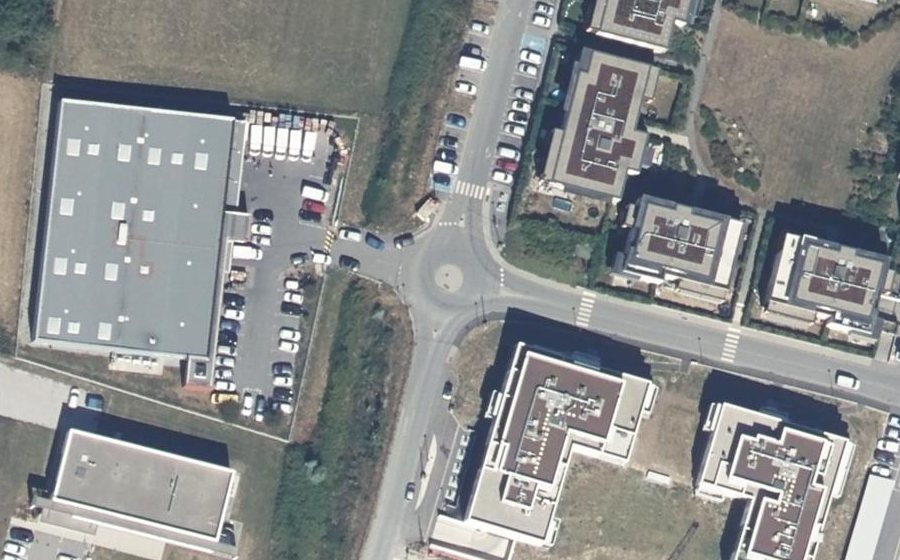 Vue aérienne du Mini-giratoire n°4838417308