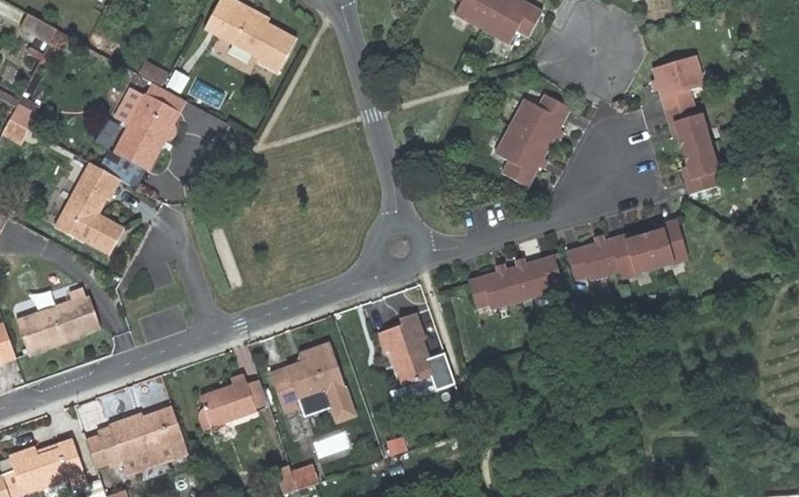 Vue aérienne du Mini-giratoire n°4881327735