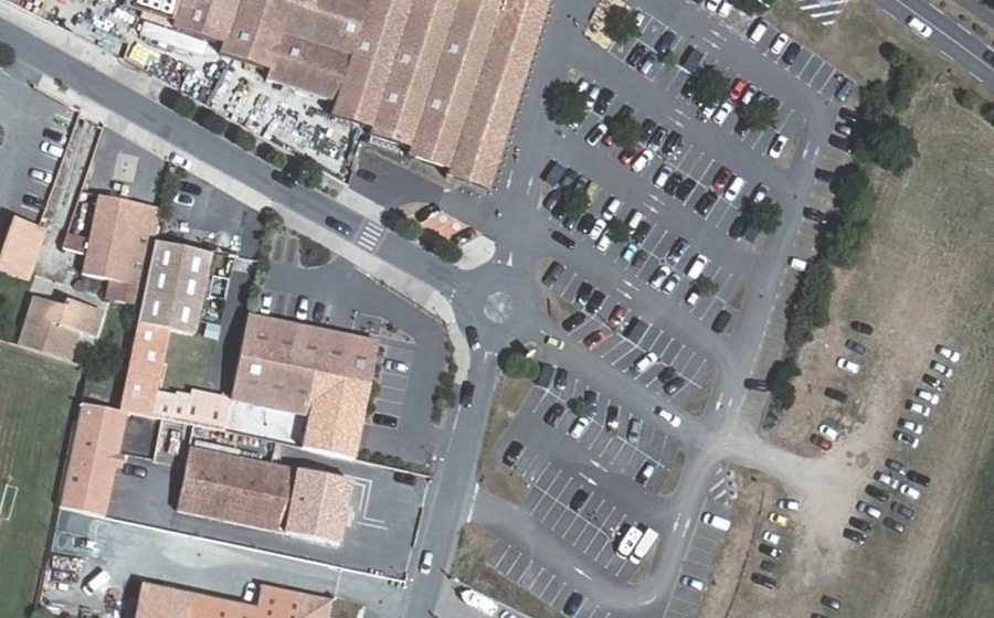 Vue aérienne du Mini-giratoire n°4883169613