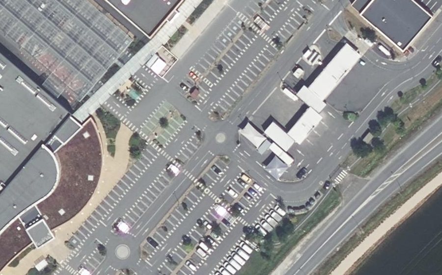 Vue aérienne du Mini-giratoire n°4944732095
