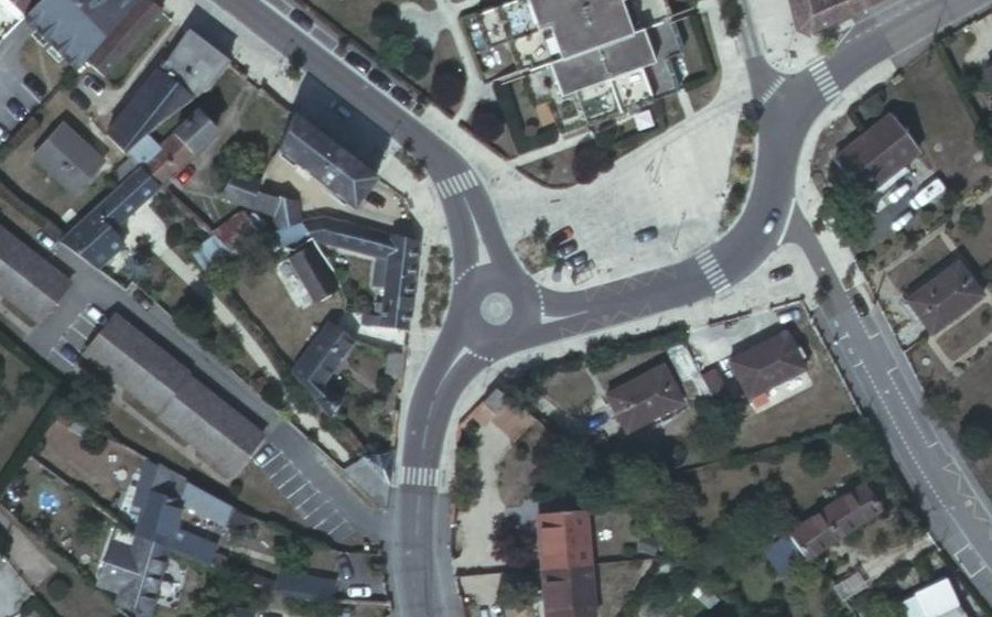 Vue aérienne du Place Aimé Doucerain