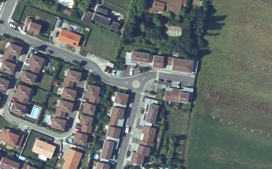 Vue aérienne du Mini-giratoire n°5079326812
