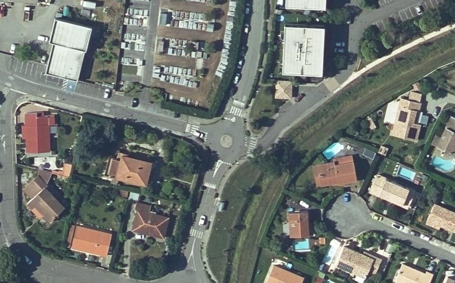Vue aérienne du Mini-giratoire n°5137211995