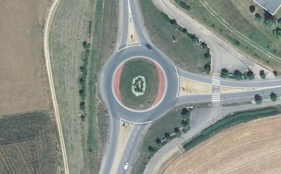 Vue aérienne du Rond-point anonyme n°10522822