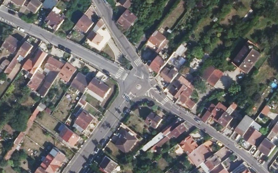 Vue aérienne du Mini-giratoire n°5403976346