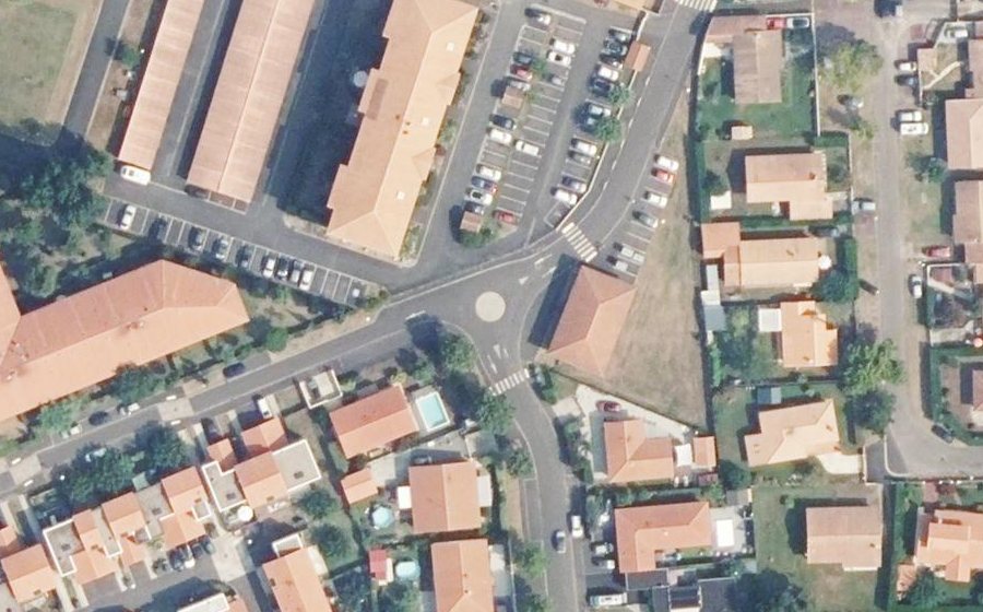 Vue aérienne du Mini-giratoire n°5493942491