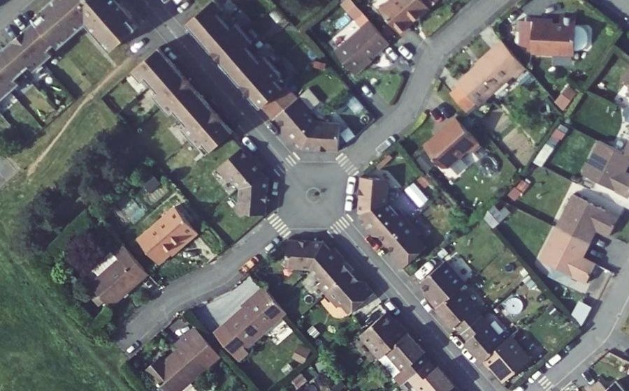 Vue aérienne du Mini-giratoire n°5553344182
