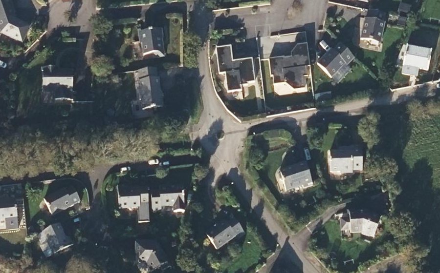 Vue aérienne du Rond-point anonyme n°105576003