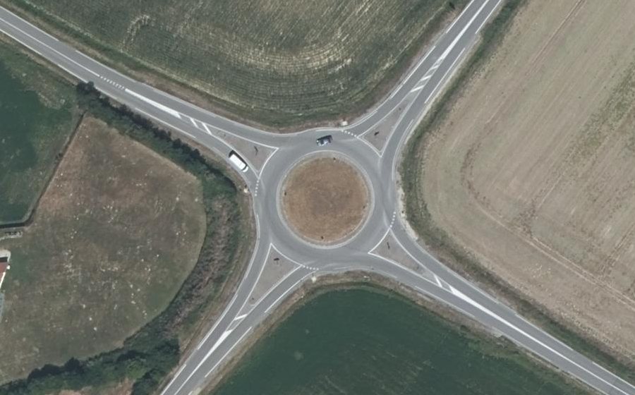 Vue aérienne du Rond-point anonyme n°10558924
