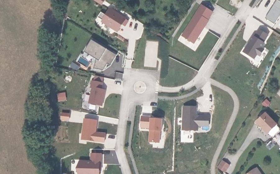 Vue aérienne du Mini-giratoire n°5601489828