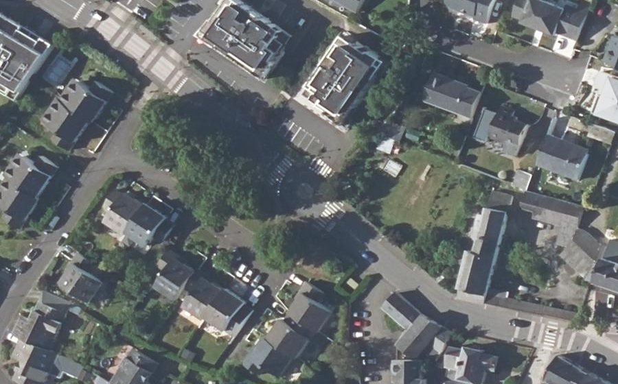 Vue aérienne du Rond-point anonyme n°105609787