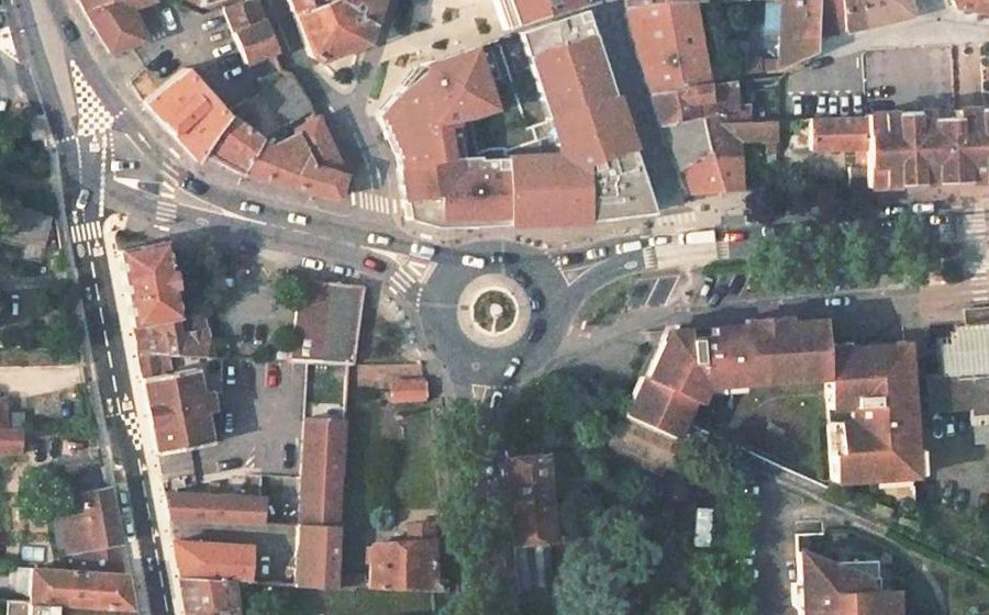 Vue aérienne du Rond-point anonyme n°10566245