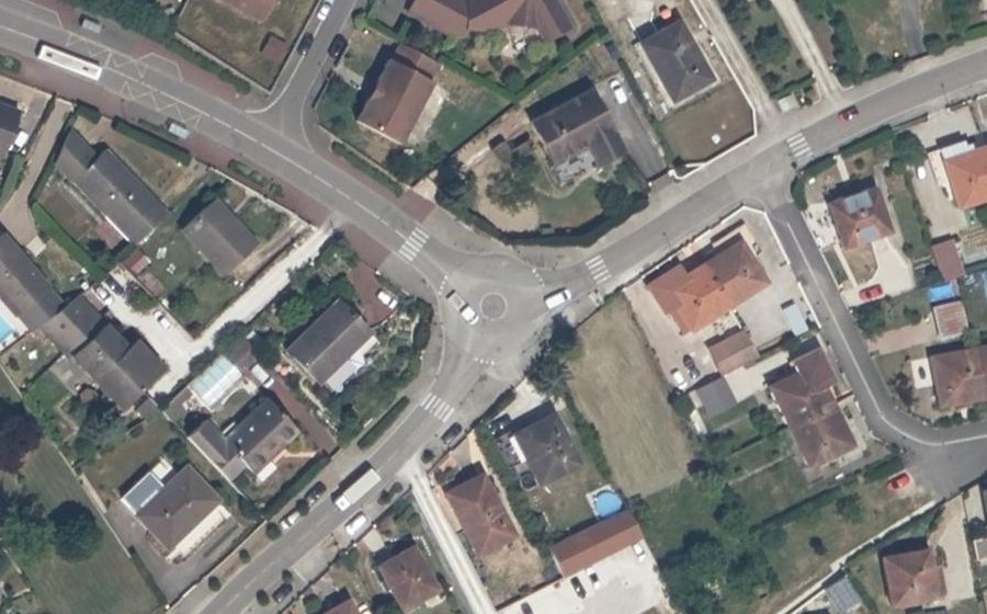Vue aérienne du Mini-giratoire n°5686110739