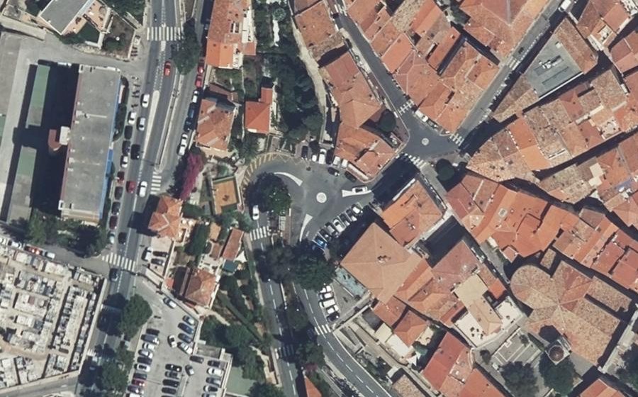 Vue aérienne du Rond-point anonyme n°1058263000