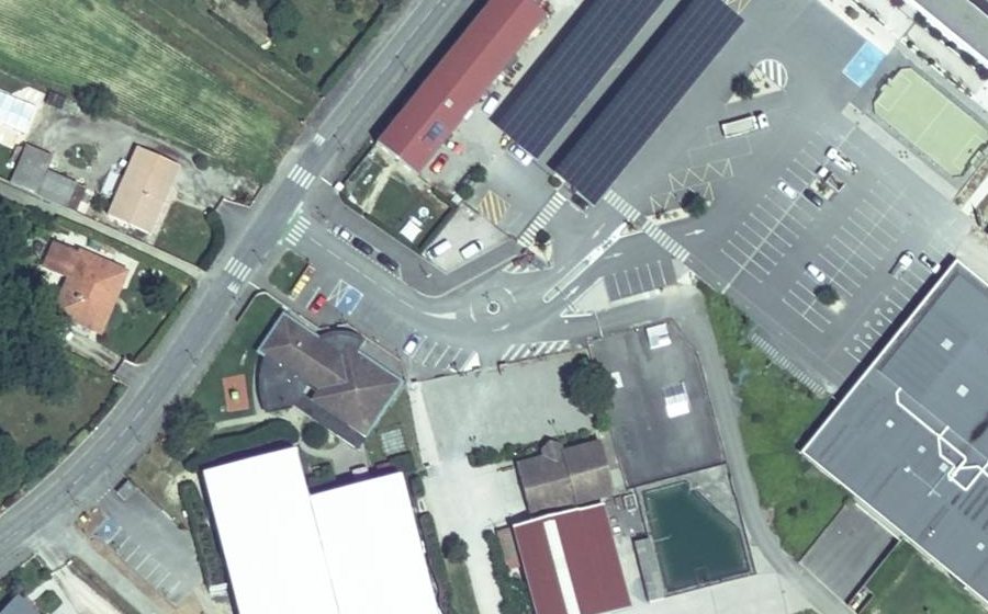 Vue aérienne du Mini-giratoire n°5863297699