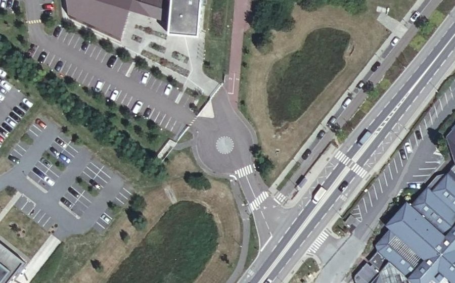 Vue aérienne du Mini-giratoire n°6015105554