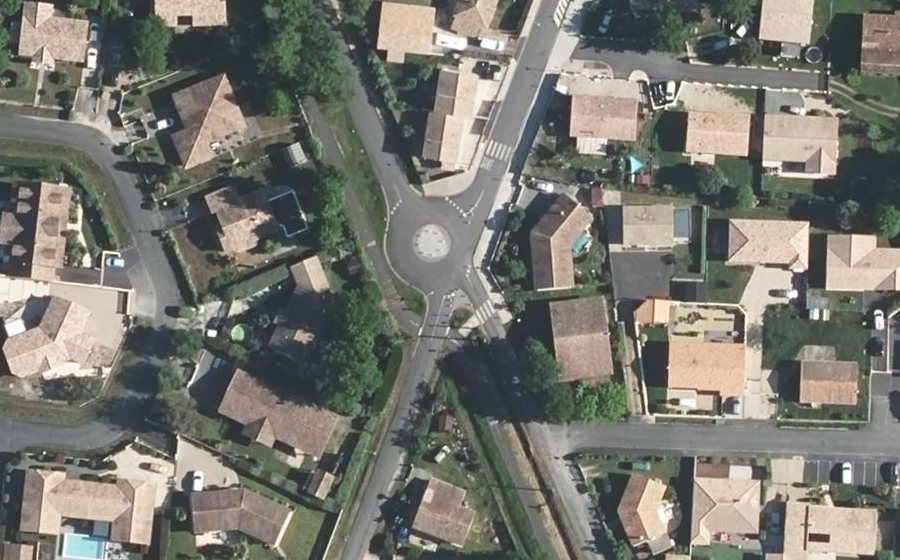 Vue aérienne du Mini-giratoire n°6137476619