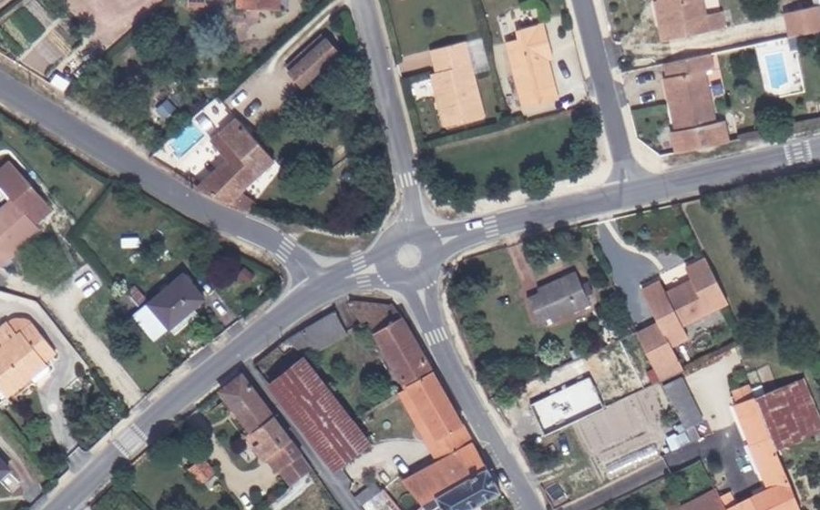 Vue aérienne du Mini-giratoire n°6138632705